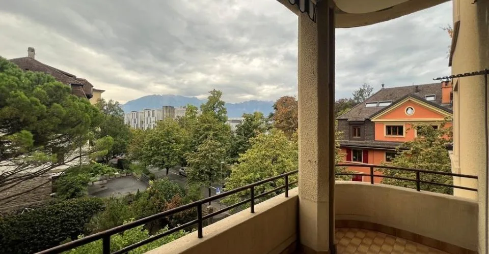 A due passi dal lago e dal centro città – foto 5 di 6