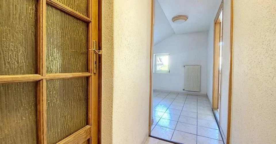 Charmant studio à louer au coeur du village de Bramois – Foto 6 von 6