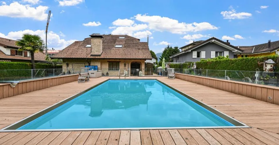 BOUVERET - SCHÖNE EINZELVILLA MIT 8 ZIMMERN, POOL UND GARTEN – Foto 14 von 23
