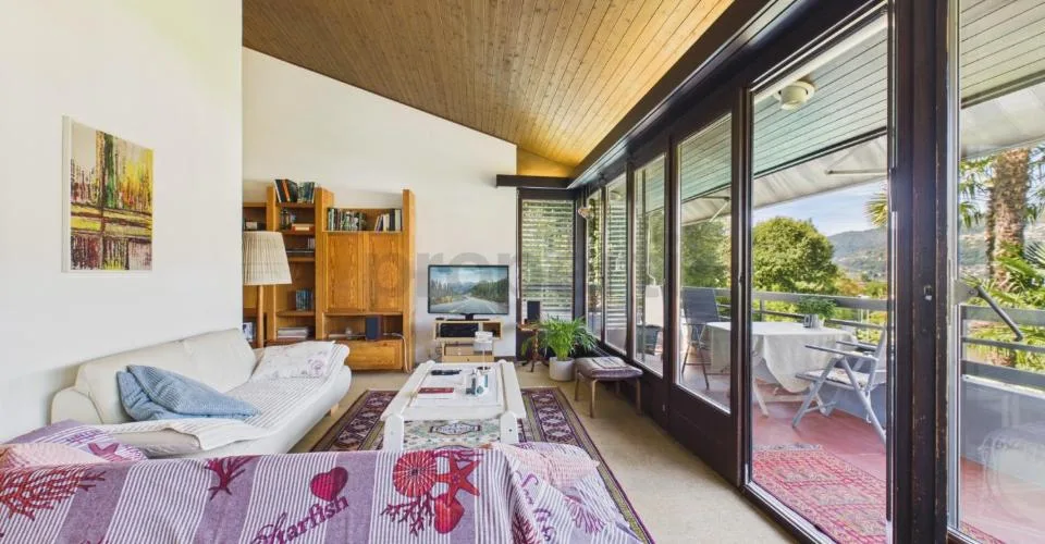 An exclusive oasis with pool and panoramic view – photo 19 of 28