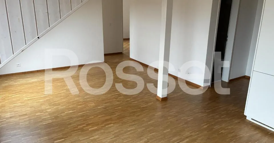 Wohnung mit 4.5 Zimmern im 3. Stock – Foto 3 von 10