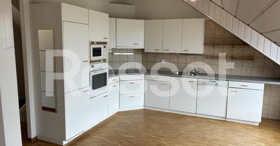 Wohnung mit 4.5 Zimmern im 3. Stock – Foto 2 von 10