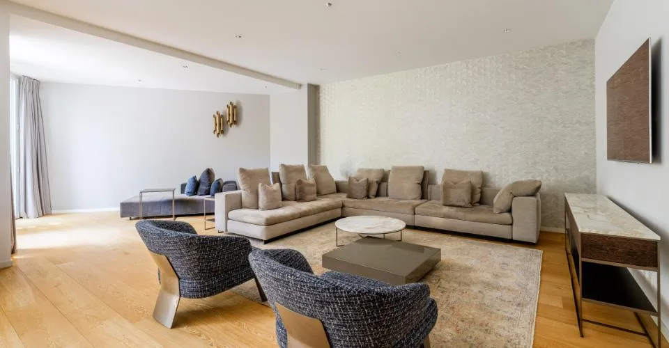 Co-Exclusivité - Une maison au coeur de la ville – Foto 3 von 11