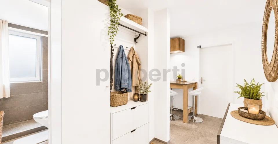 Renovated living comfort with balcony and green view in Rheineck – photo 19 of 22