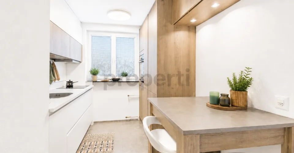 Renovated living comfort with balcony and green view in Rheineck – photo 17 of 22