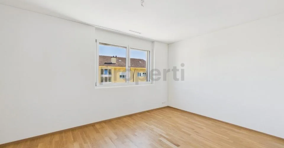 Sonniger Balkon, Minergie-Standard, Lift & Perfekte ÖV-Anbindung! – Foto 11 von 14