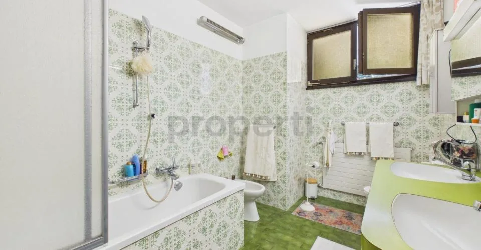 Eine exklusive Oase mit Pool und Panoramablick – Foto 22 von 28