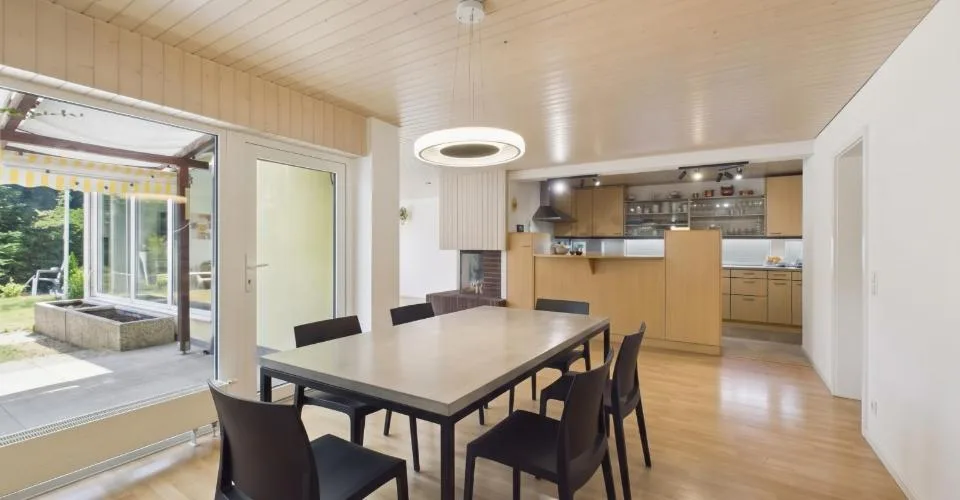 Grosszügiger Garten, Ruhige & Familienfreundliche Umgebung, Balkon, Keller & Garagenparkplatz! – Foto 17 von 24
