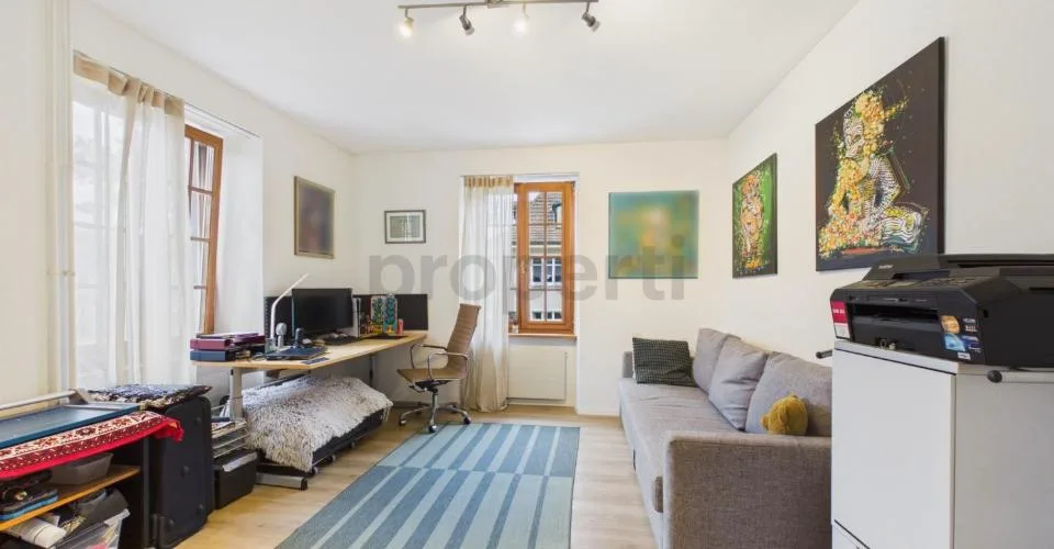 Zentrale & Ruhige Lage, Helle Räume, Gepflegte Substanz mit Wertsteigerungspotenzial, Keller & Parkplatz! – Foto 11 von 18
