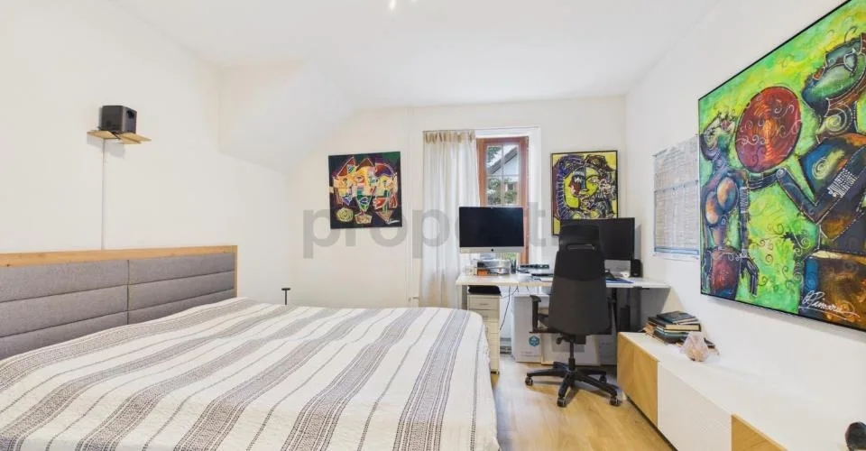 Zentrale & Ruhige Lage, Helle Räume, Gepflegte Substanz mit Wertsteigerungspotenzial, Keller & Parkplatz! – Foto 15 von 18