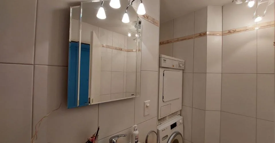 Appartement de 160 m², bénéficiant d'une généreuse terrasse de 28 m², d'un garage-box ainsi que d'une place de parc extérieure. – foto 11 di 12