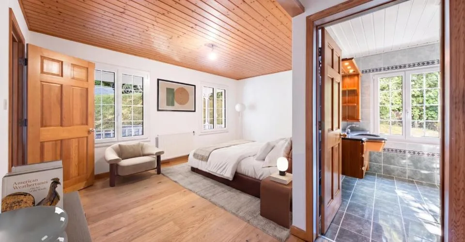 Villa individuelle de 8,5 pièces dans un environnement préservé – Foto 7 von 13