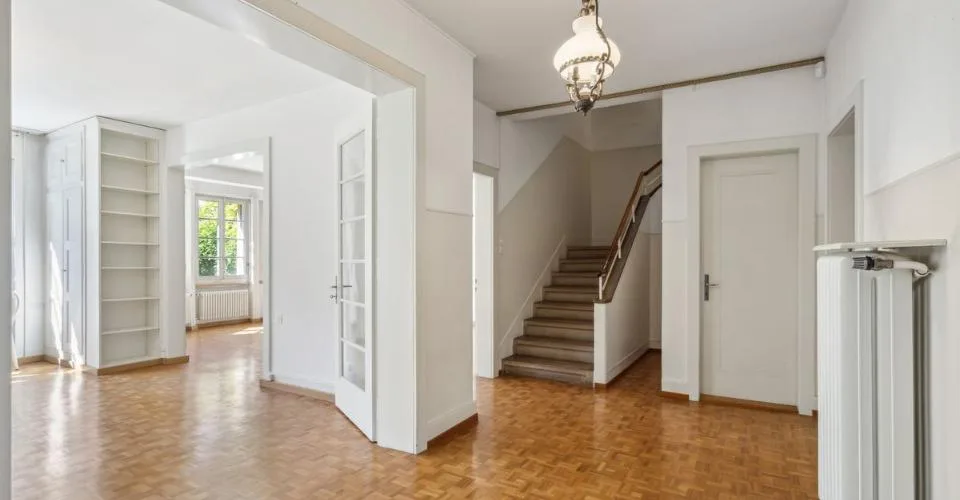10 Zimmer Reihenfamilienhaus in Fribourg – Foto 2 von 26