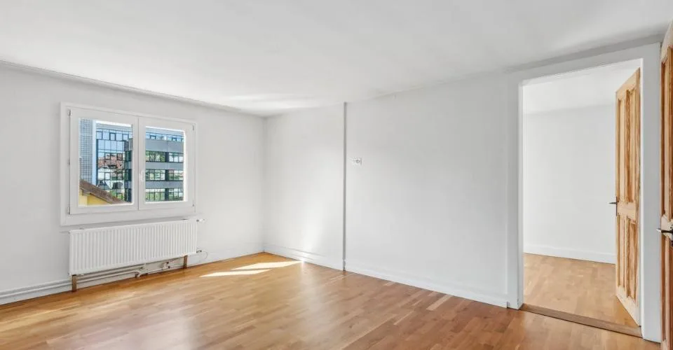 10 Zimmer Reihenfamilienhaus in Fribourg – Foto 10 von 26
