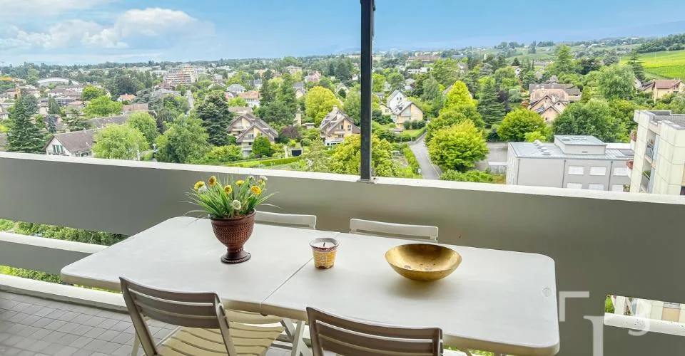 Vue lac! Appartement de 5.5 pièces avec balcons – Foto 16 von 25