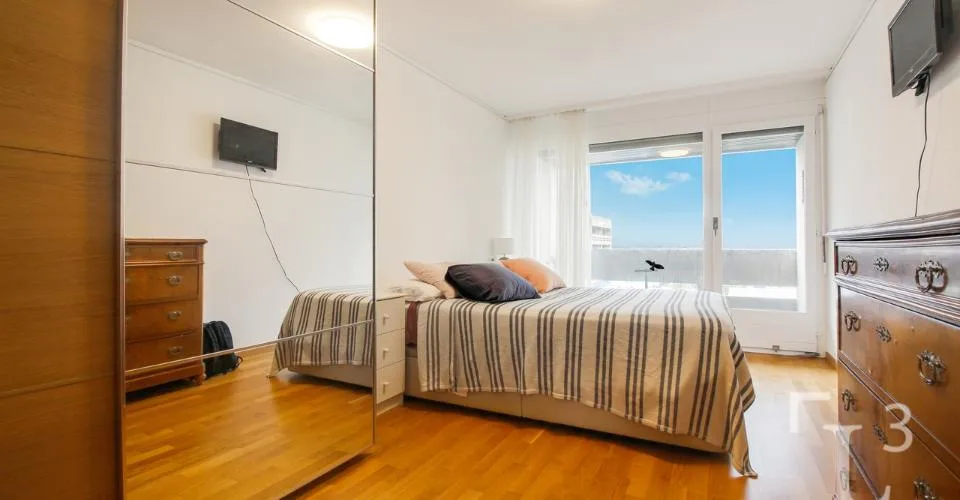 Vue lac! Appartement de 5.5 pièces avec balcons – Foto 21 von 25