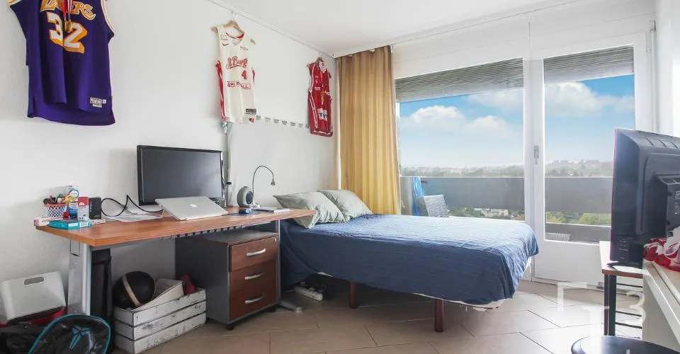 Vue lac! Appartement de 5.5 pièces avec balcons – Foto 23 von 25