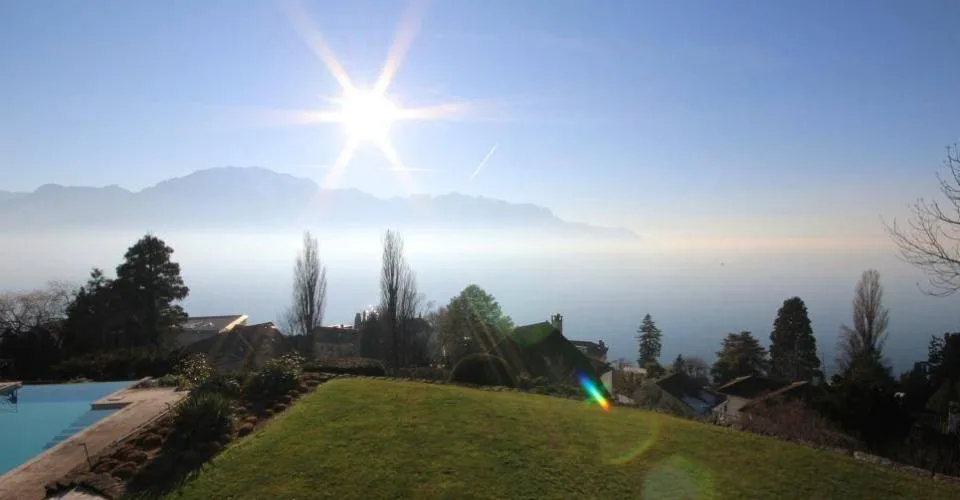 Luxueuse propriété avec vue panoramique – Foto 8 von 11