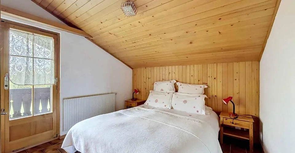 Grand chalet de 3 appartements avec vue panoramique – Foto 8 von 10