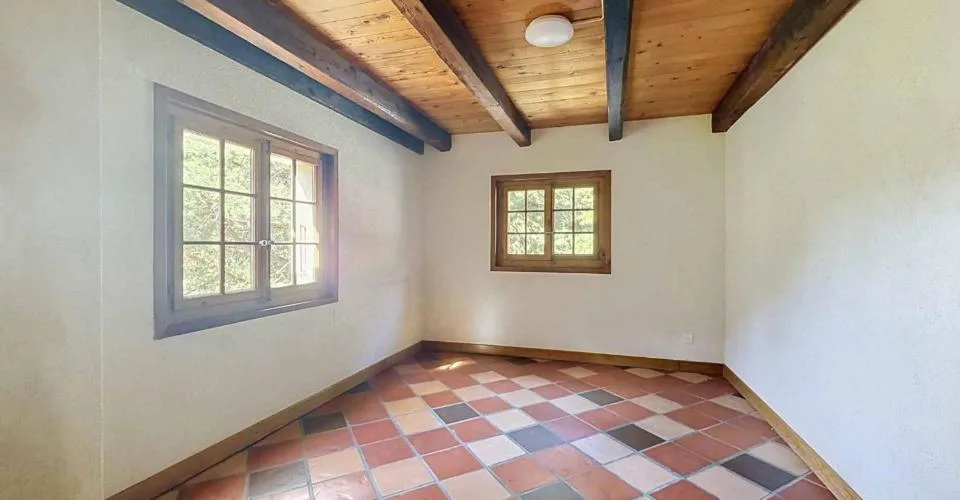Villa de 3 appartements dans un cadre bucolique – Foto 8 von 13
