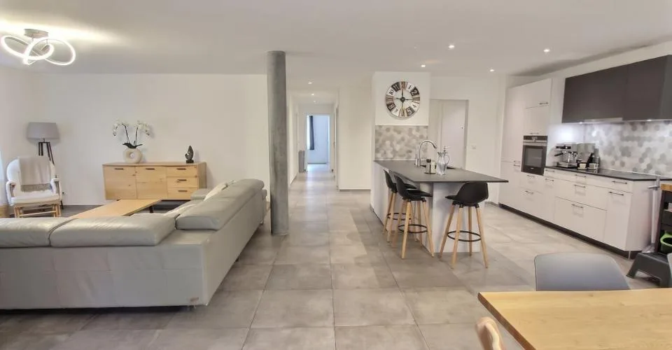 Geräumige 4,5-Zimmer-Wohnung von 136 m2, im Herzen von Châtel-St-Denis – Foto 5 von 26
