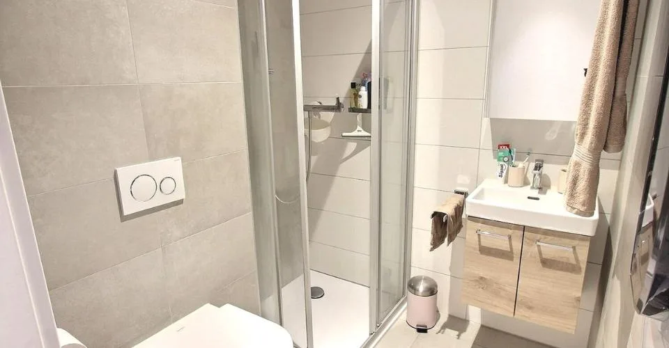 Geräumige 4,5-Zimmer-Wohnung von 136 m2, im Herzen von Châtel-St-Denis – Foto 9 von 26