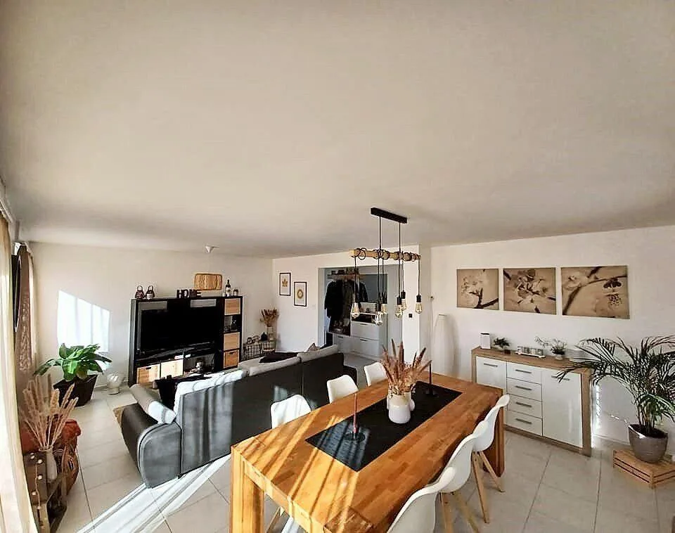 Situé à Courtételle appartement de 3.5 pièces au 4ème étage à louer – photo 3 sur 10