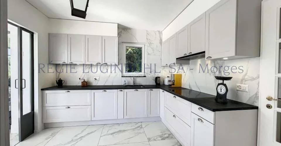 À Saisir ! Villa d'exception avec vue sur le lac Léman – Foto 3 von 11