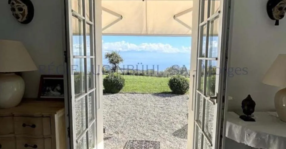 À Saisir ! Villa d'exception avec vue sur le lac Léman – Foto 11 von 11