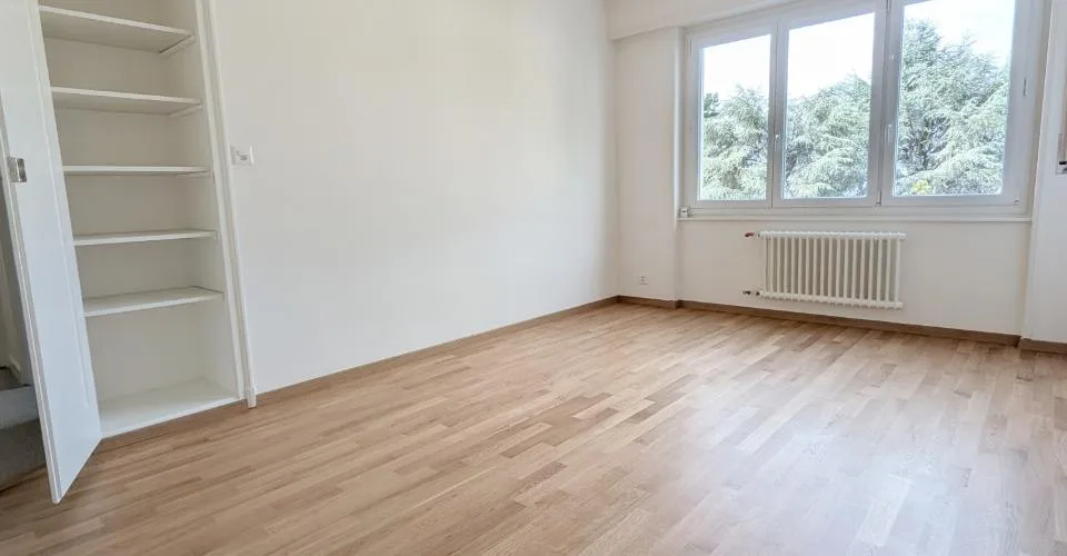 Beau 2.5 pièces avec balcon à Lausanne – foto 4 di 10