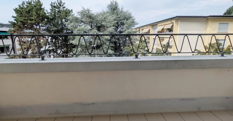 Beau 2.5 pièces avec balcon à Lausanne – foto 2 di 10
