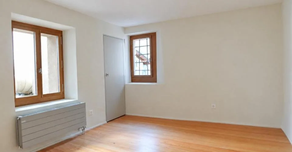 A louer à Sion au coeur de la vieille ville, charmant appartement 3.5 pièces – Foto 6 von 8