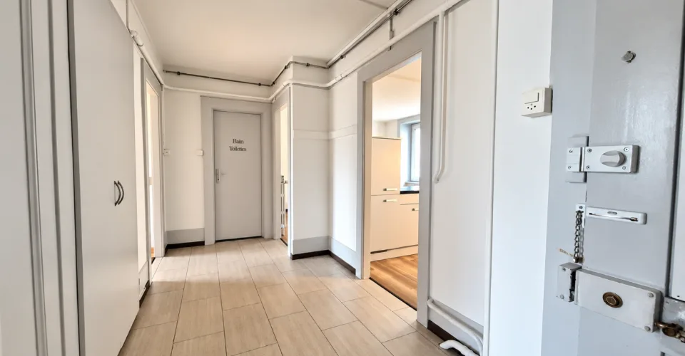 3 Zimmer Wohnung in Le Locle – Foto 7 von 8