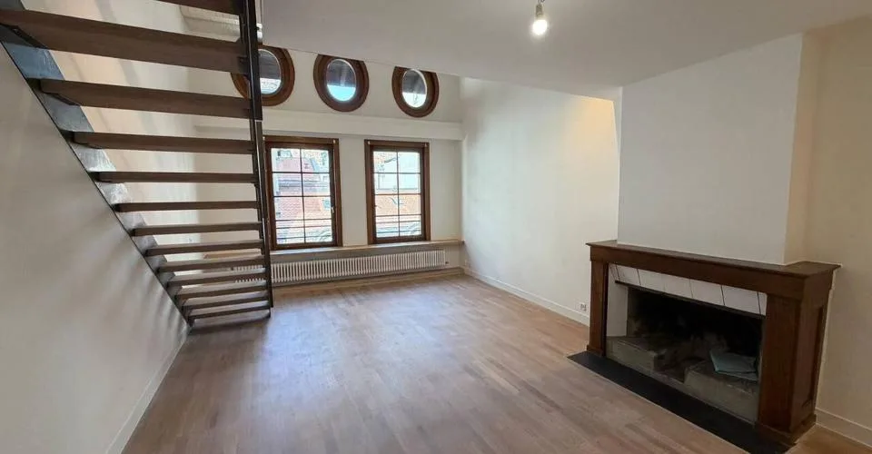 Superbe duplex de 4.5 pièces en vieille-ville de Genève – foto 2 di 9