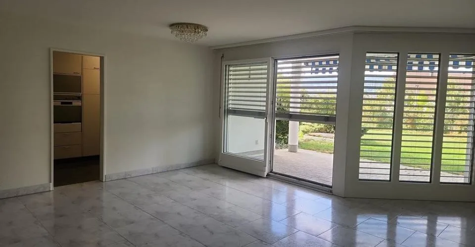 Vivre dans le vert - Appartement 3.5 pièces avec siege de jardin à Feldmeilen – photo 4 sur 8