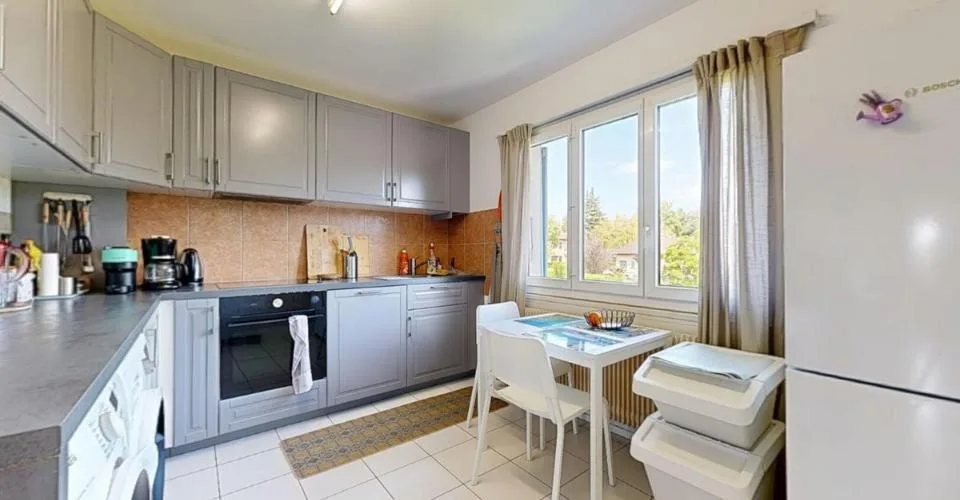 Una casa familiare da reinventare nel cuore di Founex – foto 7 di 8