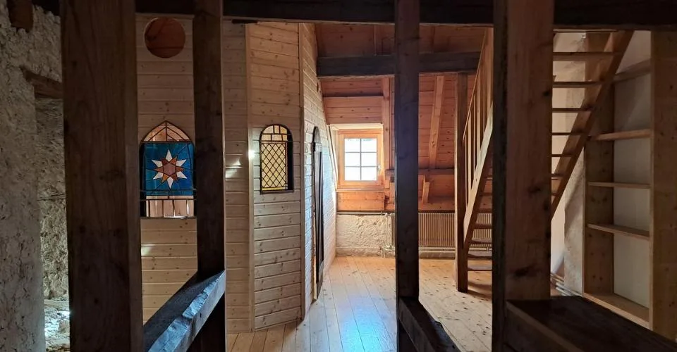 Una gemma nascosta nel borgo di Romainmôtier, atipica, ideale per un Airbnb – foto 10 di 11