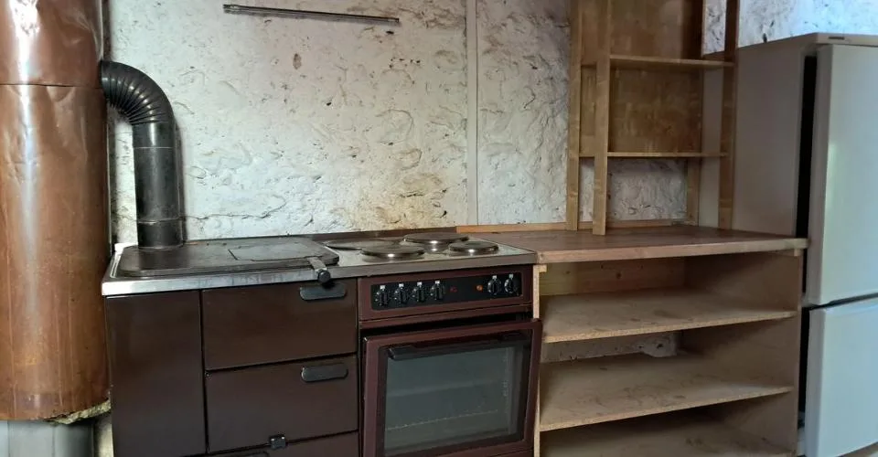 Una gemma nascosta nel borgo di Romainmôtier, atipica, ideale per un Airbnb – foto 4 di 11