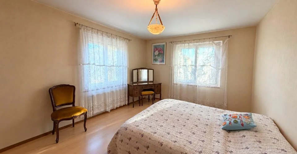 À vendre à Grandfontaine maison pleine de potentiel de 9.5 pièces – Foto 6 von 13