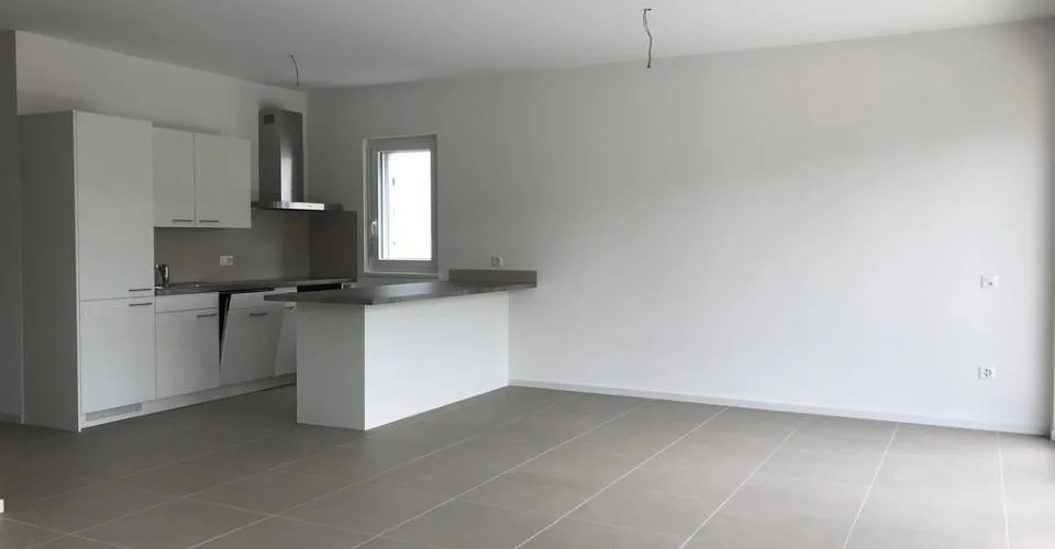 Wohnung mit 3.5 Zimmern und Balkon – Foto 5 von 12
