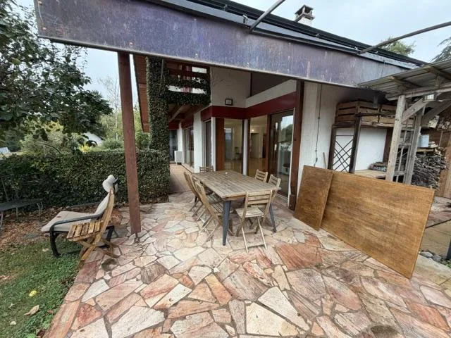 VILLA CONTEMPORANEA - 5.5 LOCALI - CON STUDIO INDIPENDENTE – foto 4 di 13