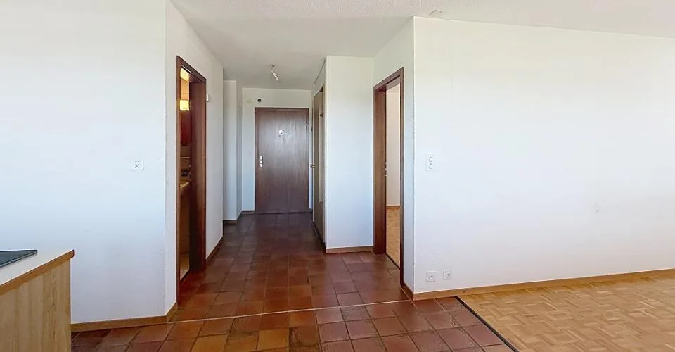 Au calme, charmant 2.5pces au 4ème – photo 6 sur 11