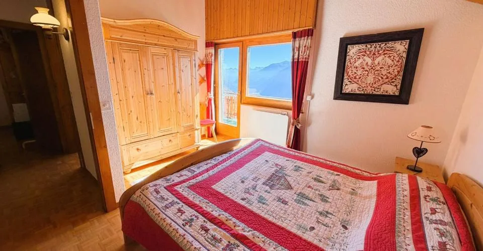 STAGIONALE: Magnifico duplex di 4.5 locali - Spazioso e luminoso - Posizione tranquilla - Vista superba – foto 9 di 29