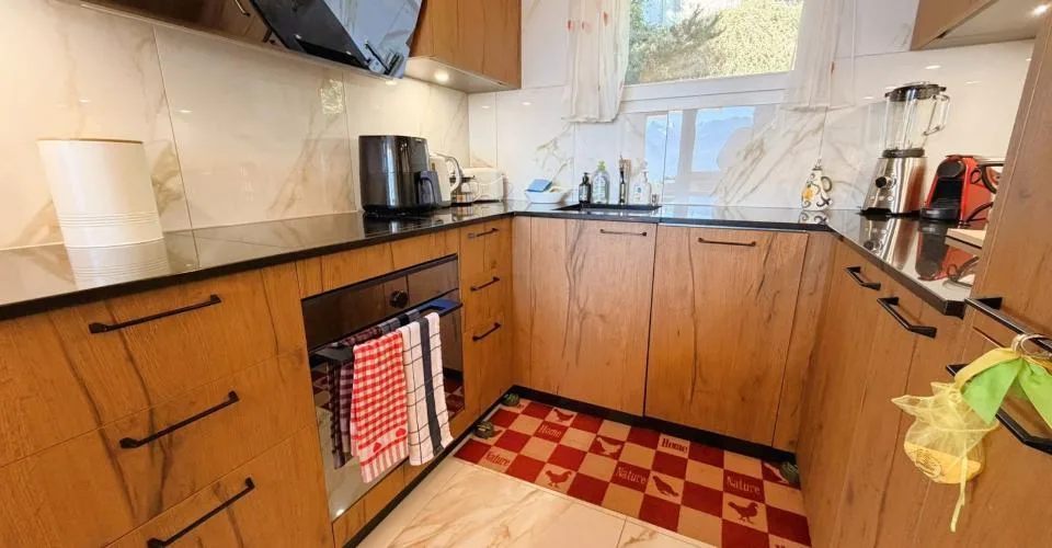 STAGIONALE: Magnifico duplex di 4.5 locali - Spazioso e luminoso - Posizione tranquilla - Vista superba – foto 8 di 29