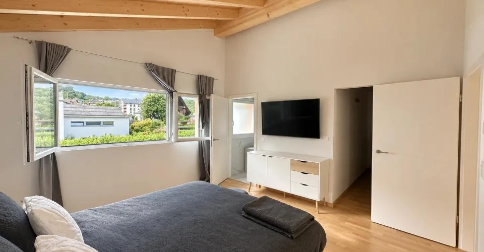 Casa del 2021 con giardino, suite genitori e potenziale di ristrutturazione – foto 33 di 33