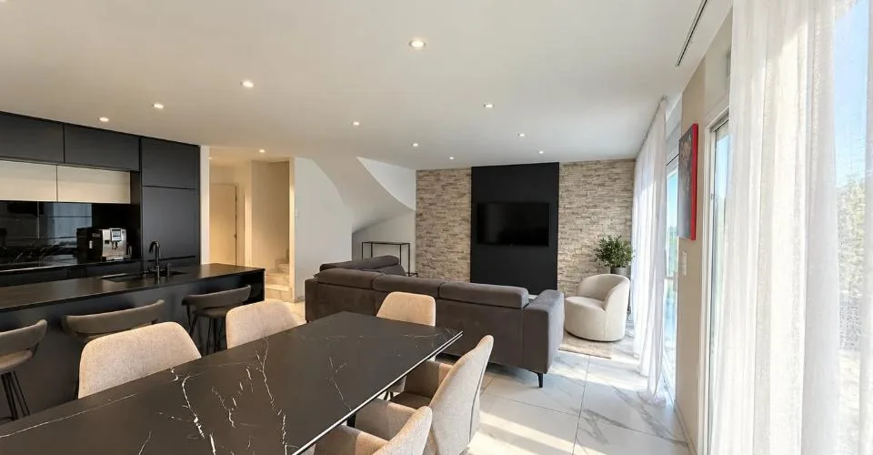 Casa del 2021 con giardino, suite genitori e potenziale di ristrutturazione – foto 26 di 33