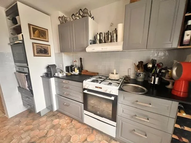 Grande proprietà in viager occupata circondata da vigneti a Satigny – foto 12 di 19