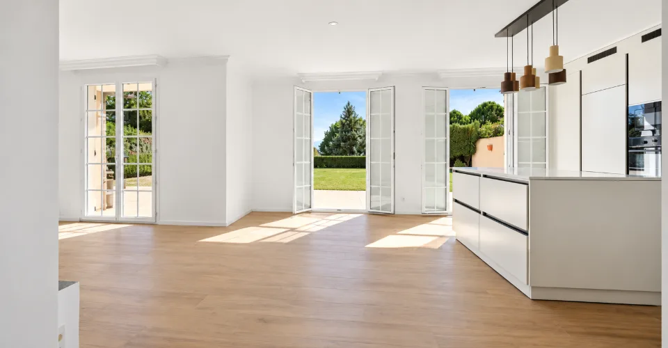 Charmanter Bungalow mit 5,5 Zimmern, Garten und Garage – Foto 3 von 10