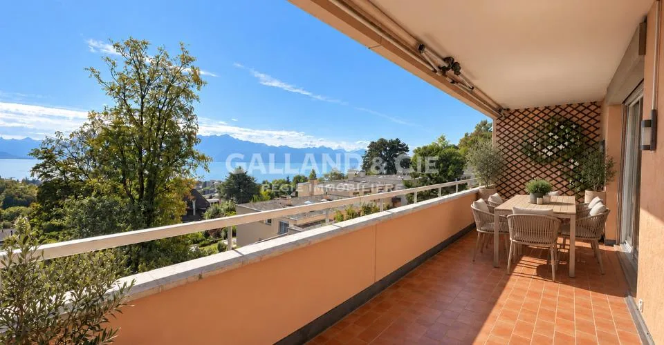 Ampio appartamento di 3.5 locali con vista - ~ 130 m² - Quartiere Mousquines-Verdeil – foto 2 di 8