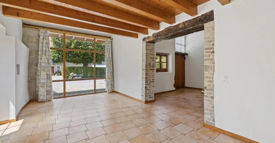 Bella villa familiare con carattere – foto 2 di 13